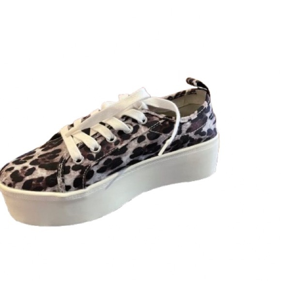 Aqua Leopard Print Women's Sneakers​​ - Picture 6 of 10